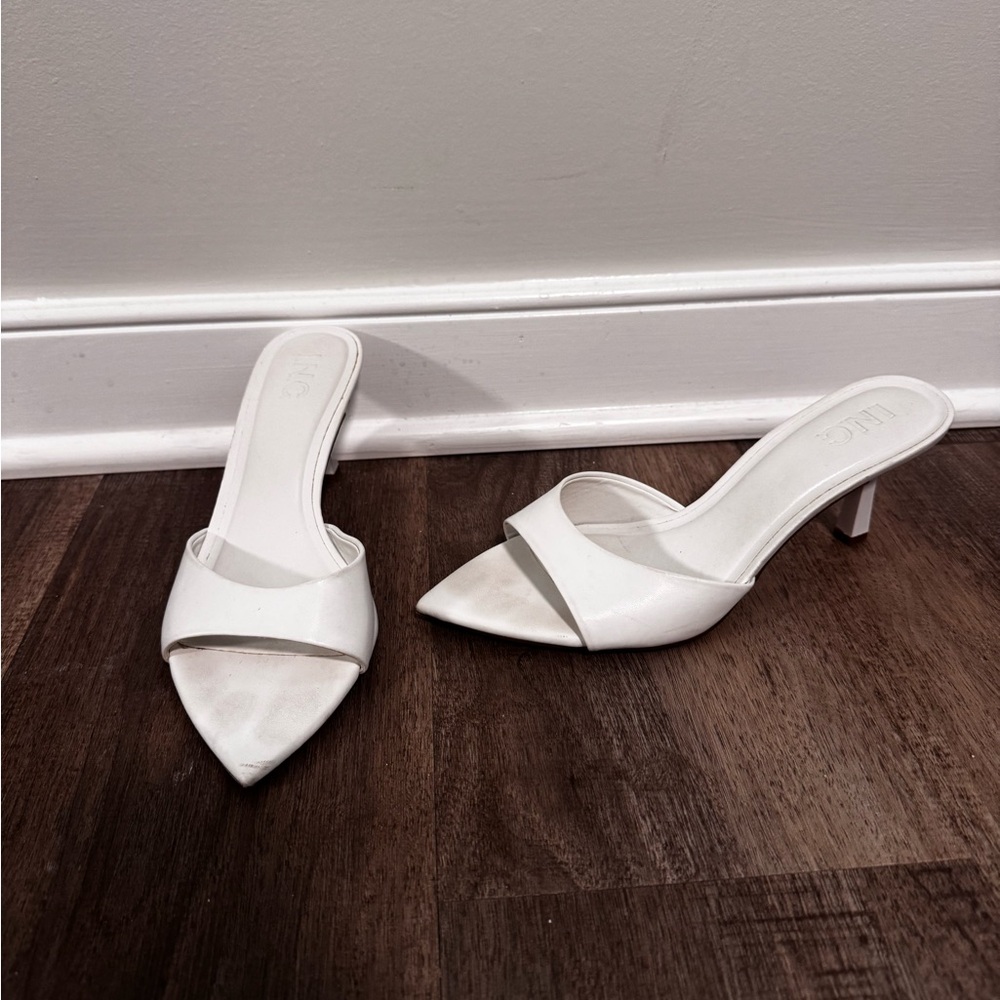 INC International Concepts White Mules